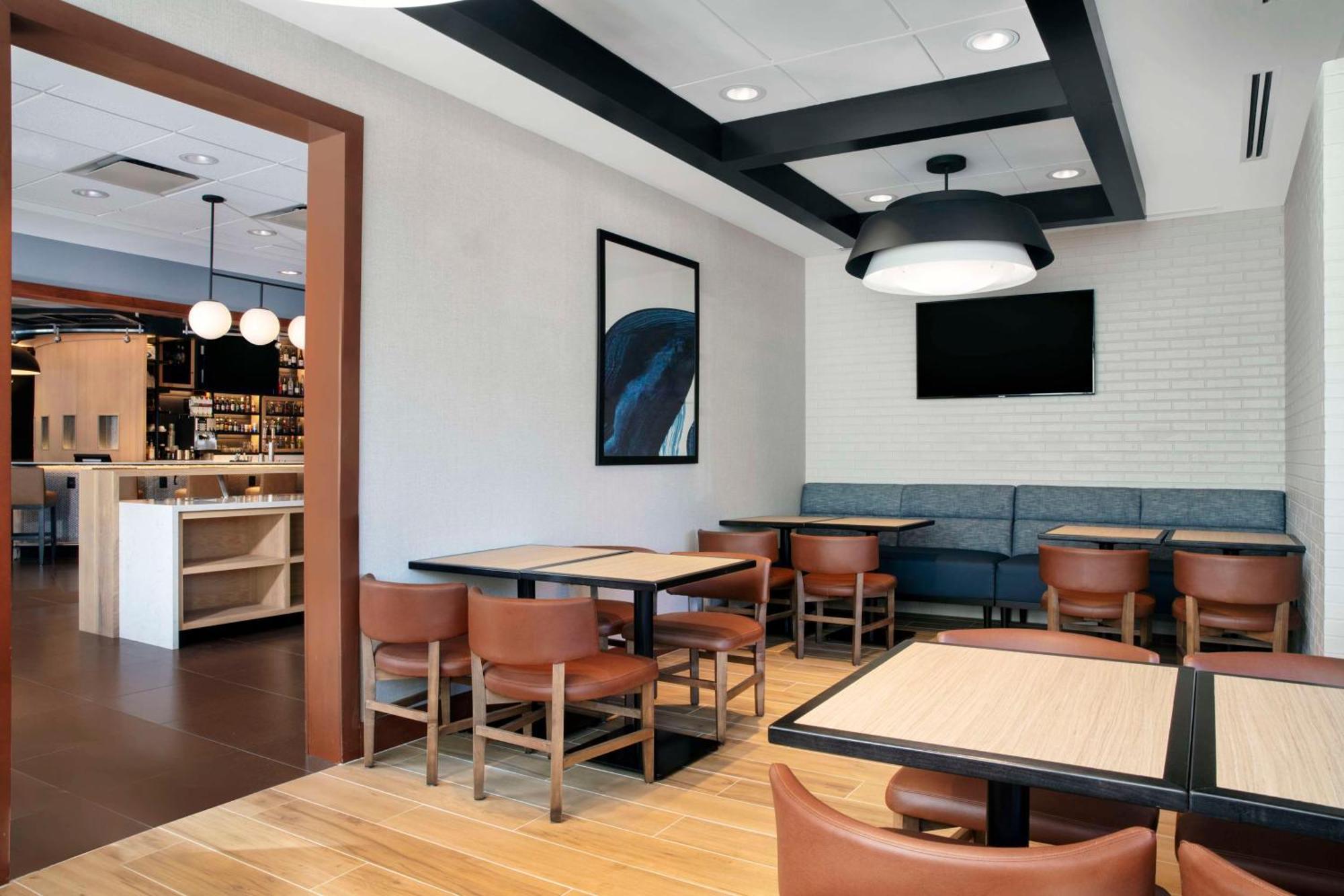 Hyatt Place Raleigh Cary Екстериор снимка