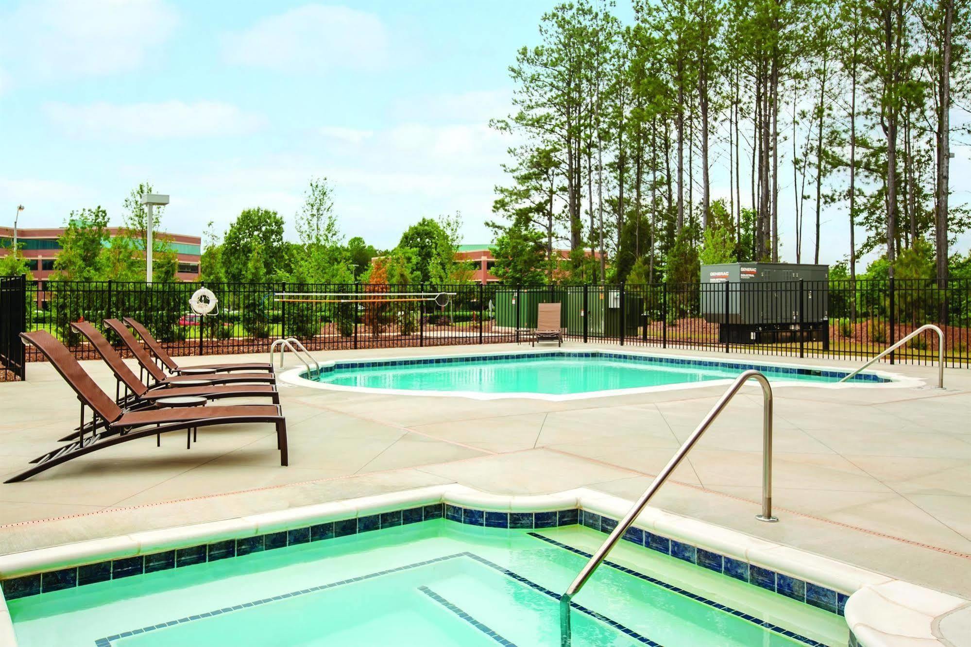 Hyatt Place Raleigh Cary Екстериор снимка